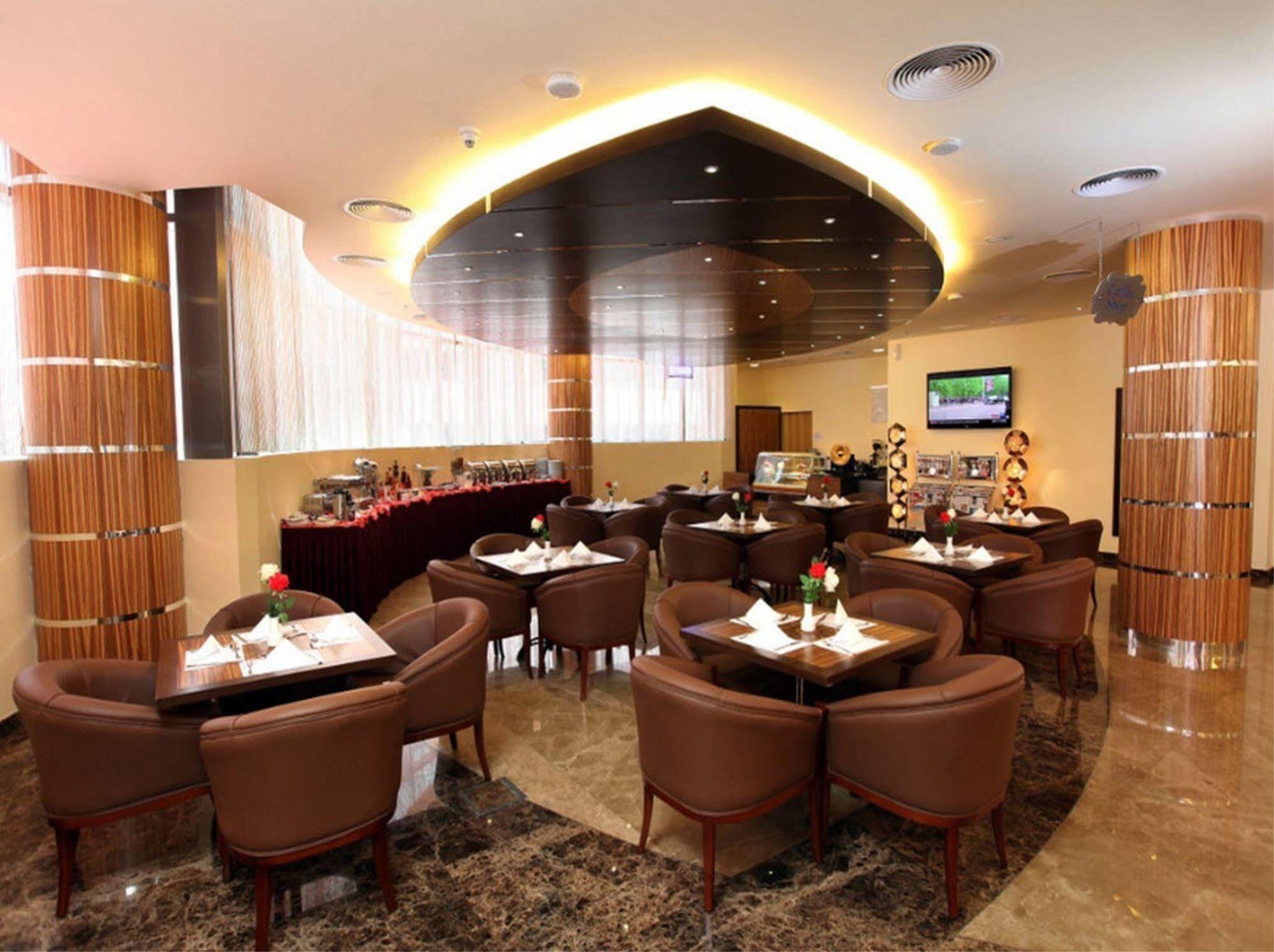Xclusive Maples Hotel Apartment Dubaj Restaurace fotografie